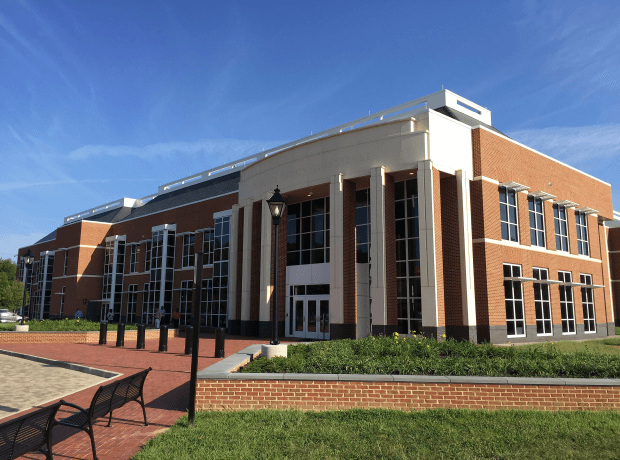 image of the courthouse in hanover county virginia